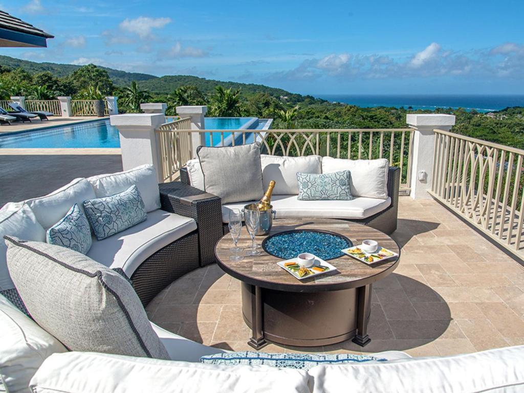 Вилла Harmony Hill At The Tryall Club Sandy Bay  Экстерьер фото